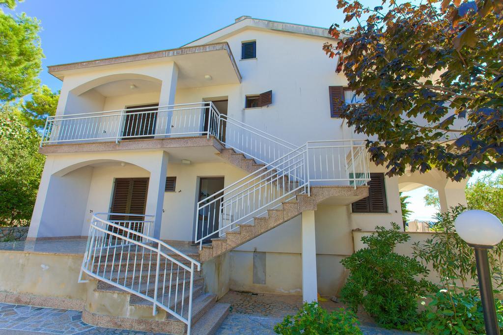 Apartments Vlatko Krk Town Extérieur photo